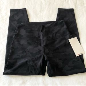 Lululemon Black Camo Wunder Under High-Rise Tight 25" Leggings size 10